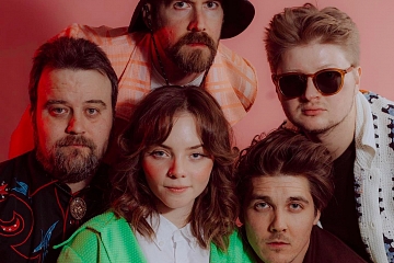 Image: Nightfall 2026 featuring Tae & the Neighborly